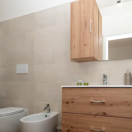 Δωμάτια σε οικογενειακή κατοικία S'anfora - Stanza Privata Con Bagno Porto Torres